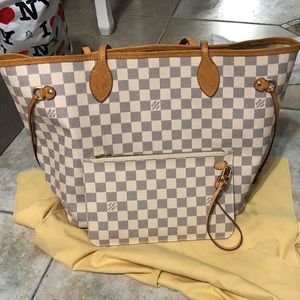 Neverfull MM with pouch‼️oneday sale‼️